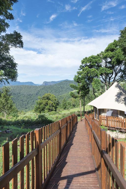 Clouds Safari Hotel Beechmont Екстериор снимка