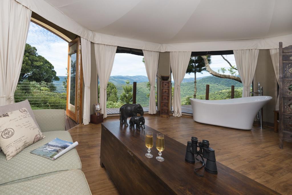 Clouds Safari Hotel Beechmont Екстериор снимка