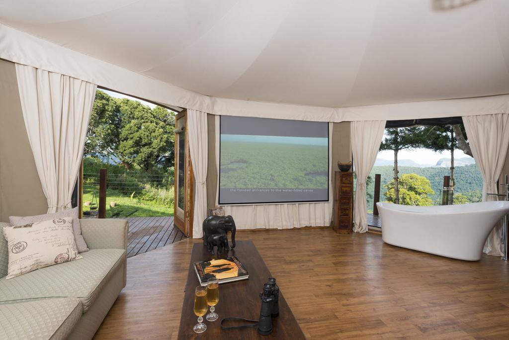 Clouds Safari Hotel Beechmont Екстериор снимка