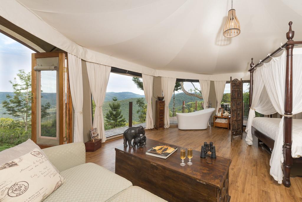Clouds Safari Hotel Beechmont Екстериор снимка
