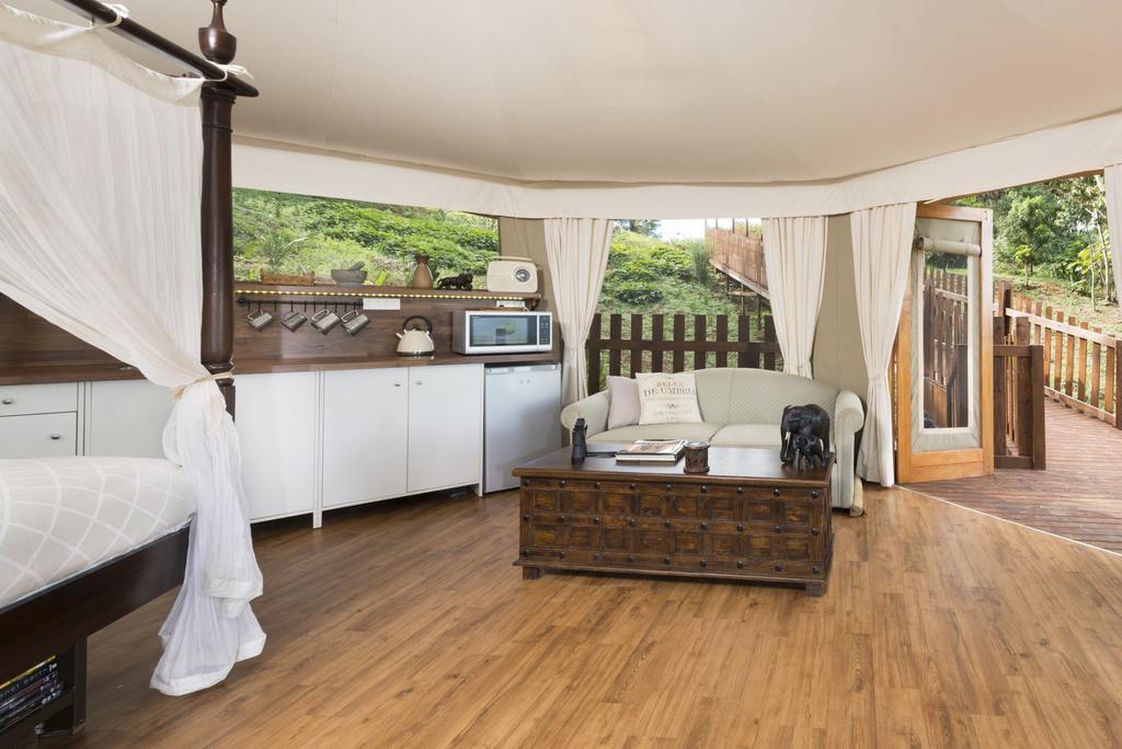 Clouds Safari Hotel Beechmont Екстериор снимка