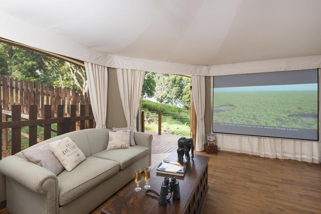 Clouds Safari Hotel Beechmont Екстериор снимка